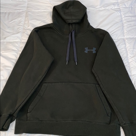 Under Armour Other - 💖💖3/$25 UNDER ARMOUR Hoodie